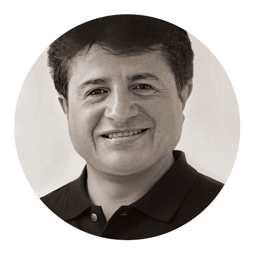 Instructor Marcelo Pinos R.